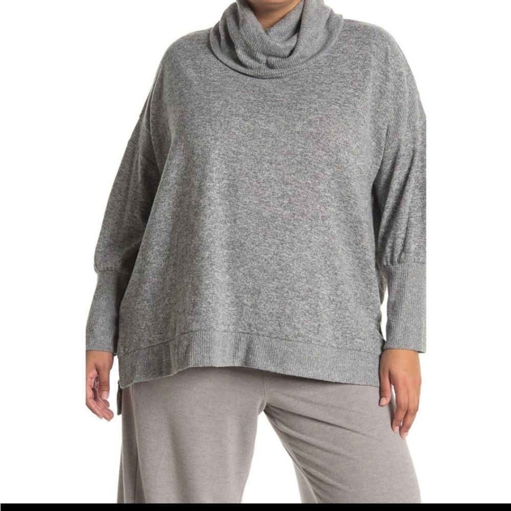 C&C CALIFORNIA NWT Heather Grey Crowl Neck Sweater S